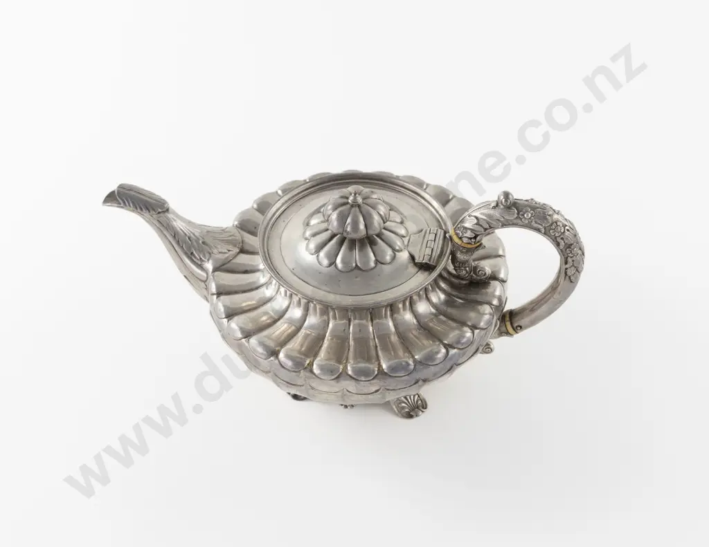 An Attractive Wm IV S/S Teapot Image 1++