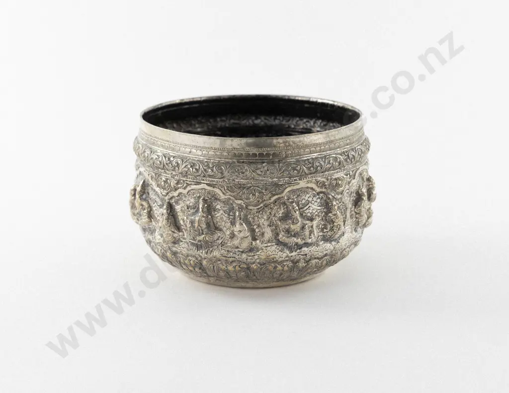 Indian Silver Fruit Bowl Image 1++