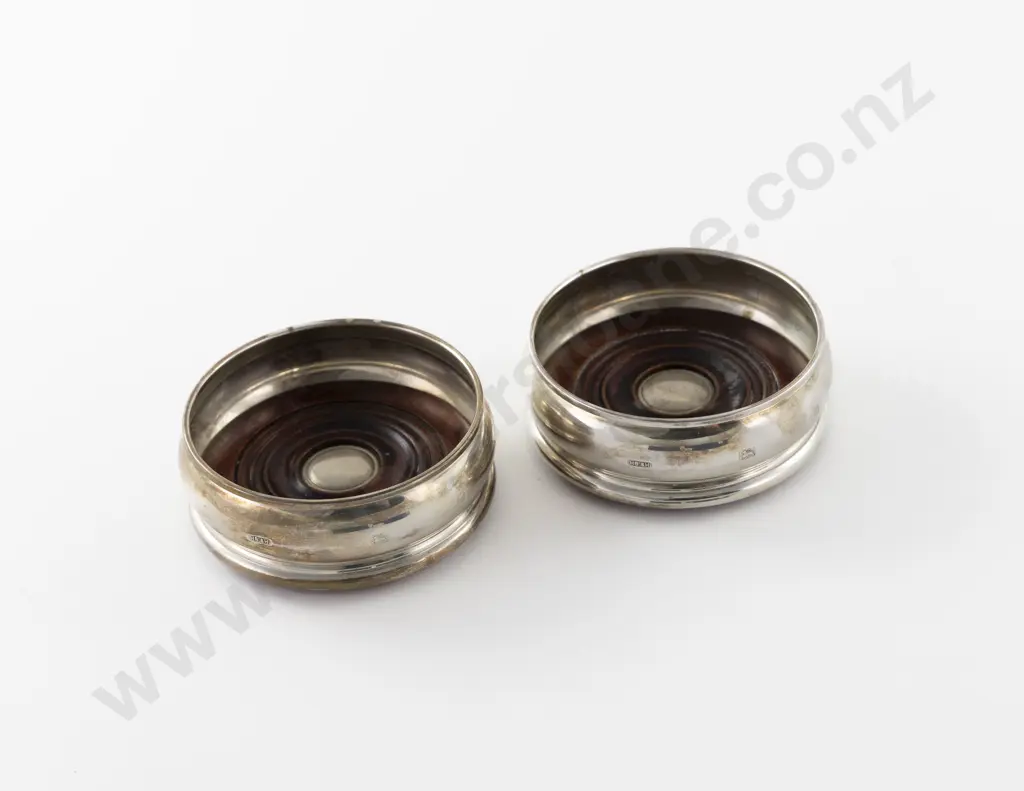 Pair Of Modern Boxed S/S Wine Coasters Image 1++