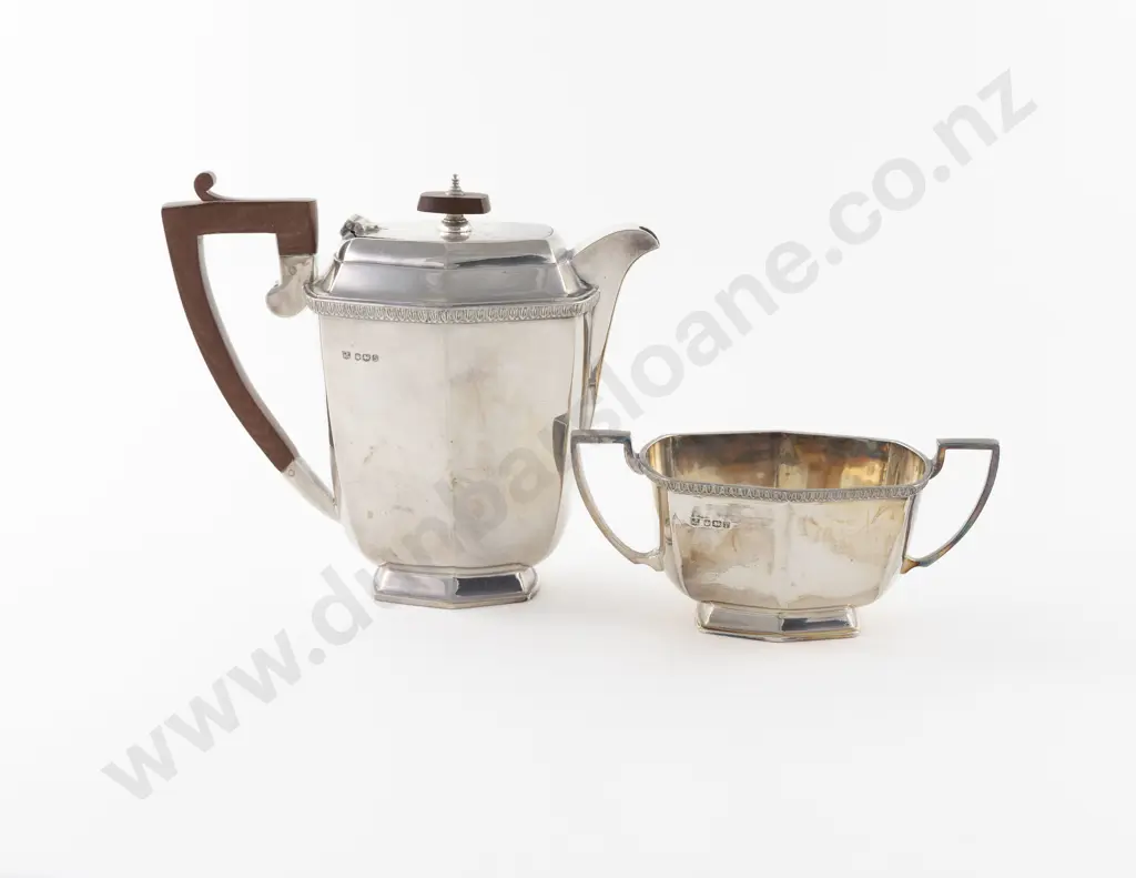 QEII S/S Hot Water Jug & Sugar Bowl Image 1++