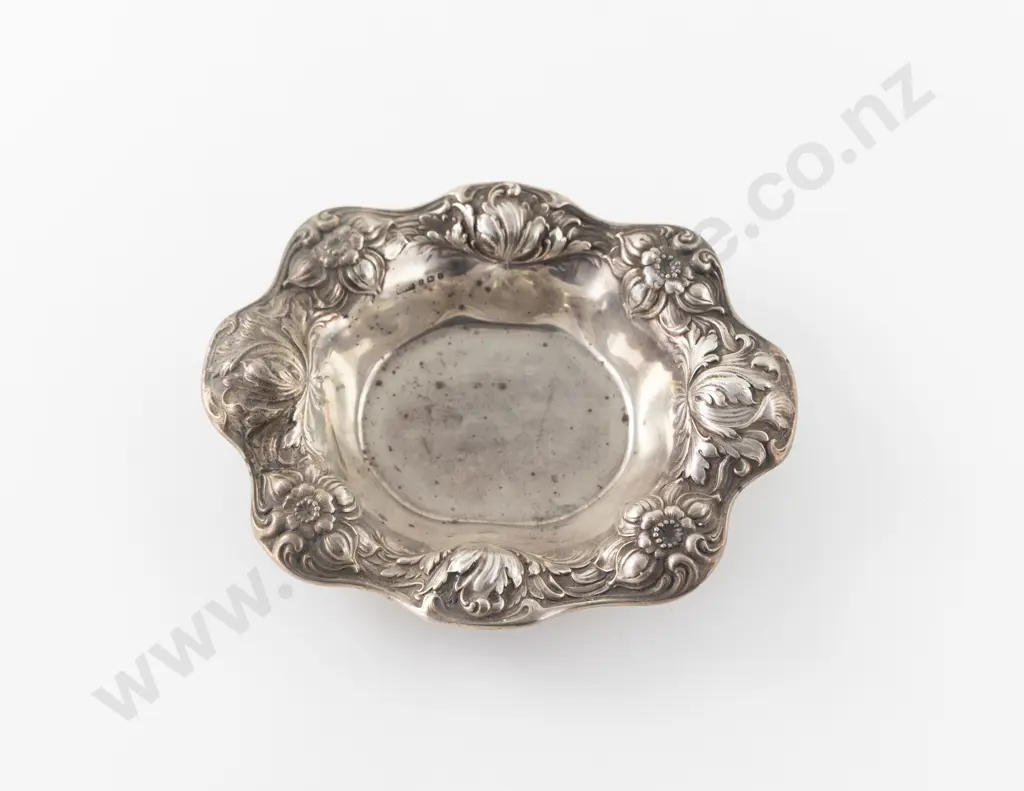 Edw VIII Art Nouveau S/S Oval Bon Bon Dish Image 1++