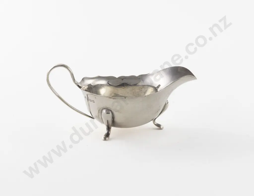 Geo V S/S Gravy Boat Image 1++