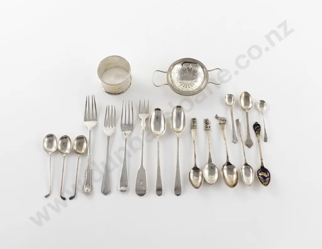 S/S Lemon Squeezer & Napkin Ring Image 1++