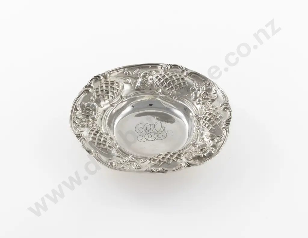 Continental S/S Bon Bon Dish Image 1++