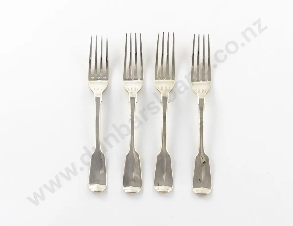 Set Of 4 Vict S/S Dessert Forks Image 1++