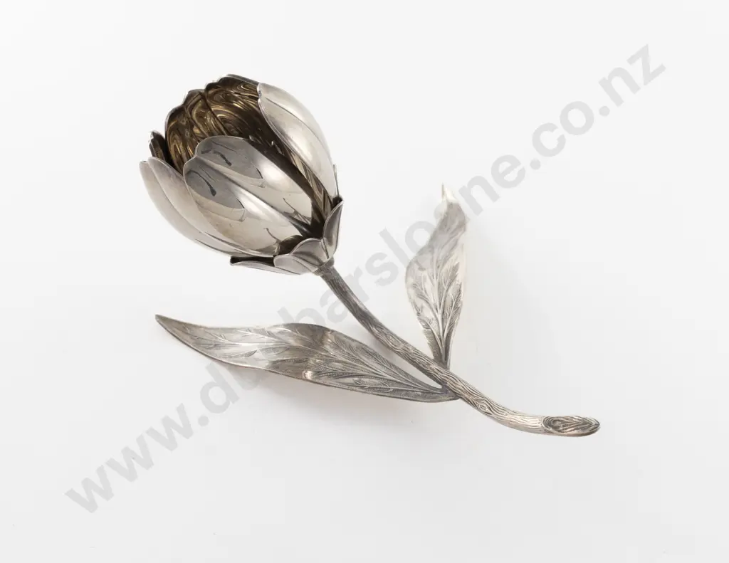 An Interesting Spanish S/P Flower Form Caviar Service Table Centre Image 1++