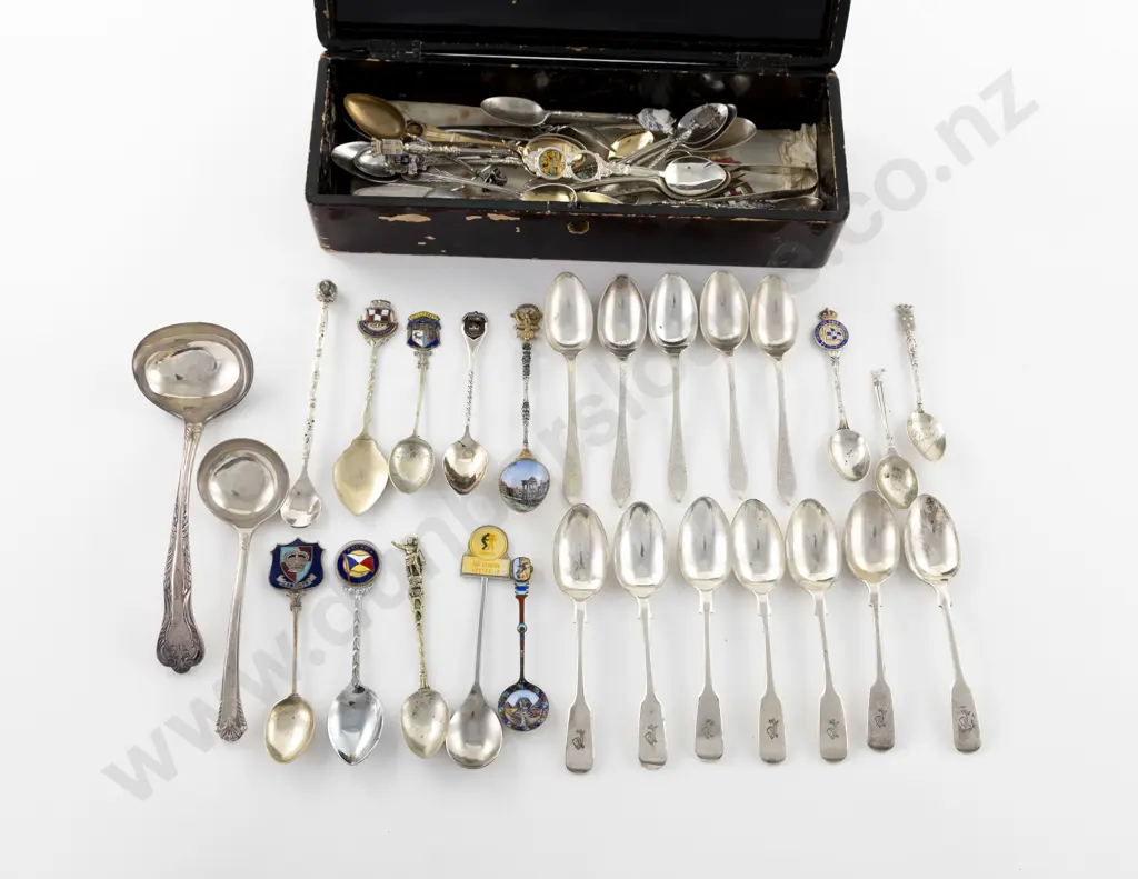 Japanese Lacquered Box Of S/S & S/P Souvenir Spoons & Other Mixed Cutlery Odds Image 1++