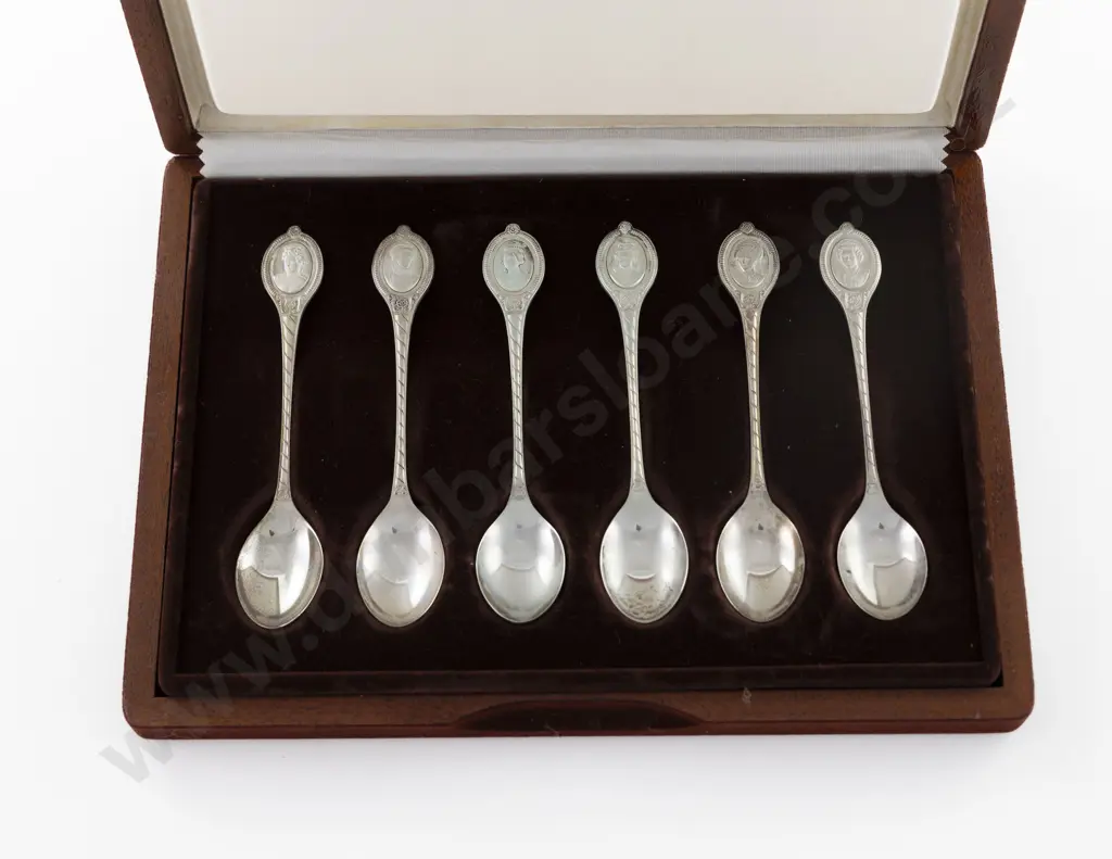 Cased Set Of 6 Sovereign Queens S/S Spoons Image 1++