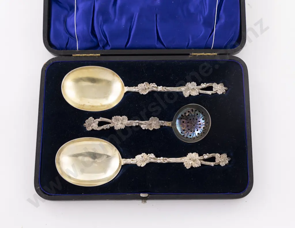 An Attractive Cased Pair Of Late Vict S/S Serving Spoons & Matching Sifter Spoon Image 1++