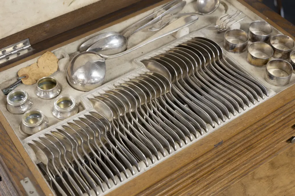 An Extensive & Impressive 184 Piece Oak Canteen Of Cutlery By Krupps Of Berndorf Image 1++
