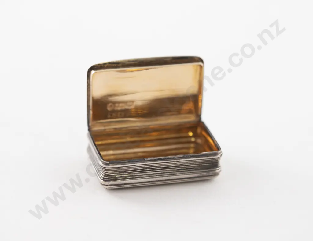 Geo IV S/S Snuff Box Image 1++