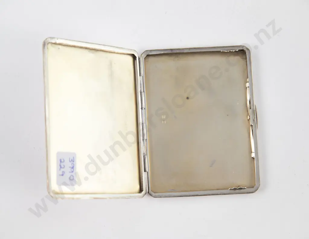 Geo V S/S Cigarette Case Image 1++