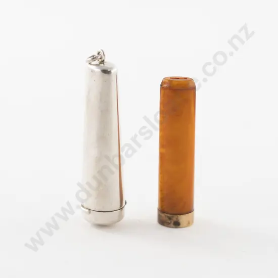 Amber Cheroot Holder With Unmarked Gold Mount