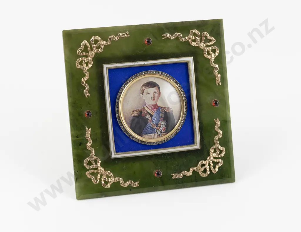 Faberge Style Nephrite & Gold Mounted Photo Frame By Workmaster Victor Aarne Image 1++