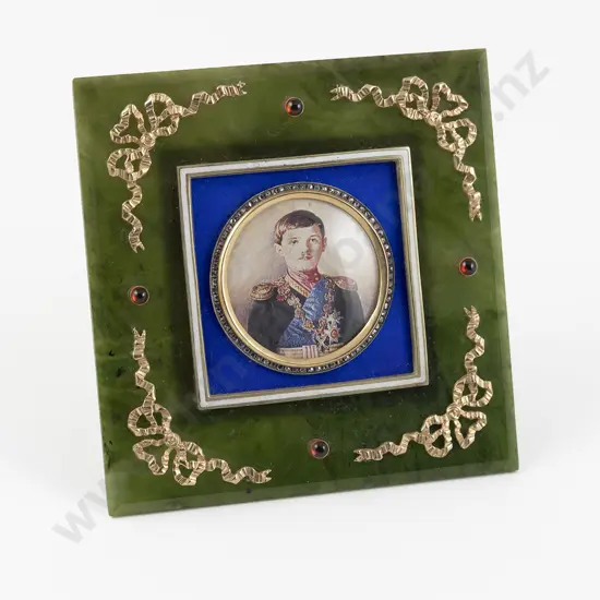 Faberge Style Nephrite & Gold Mounted Photo Frame By Workmaster Victor Aarne
