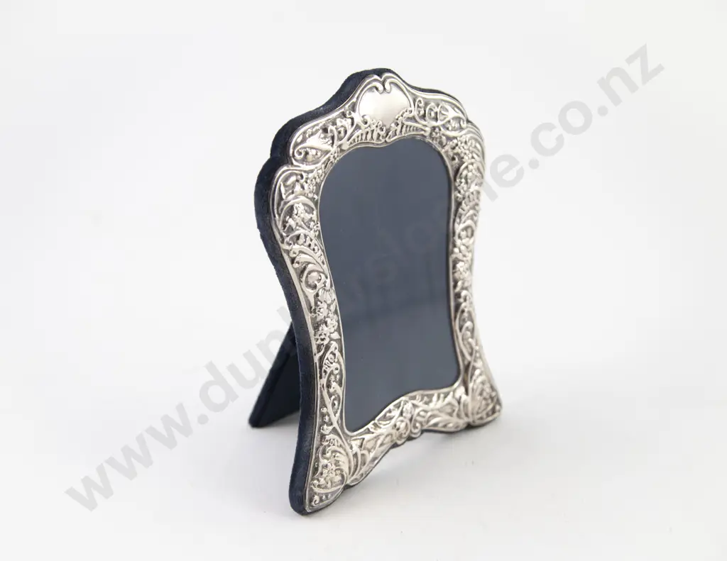 QEII Art Nouveau Style S/S Photo Frame Image 1++