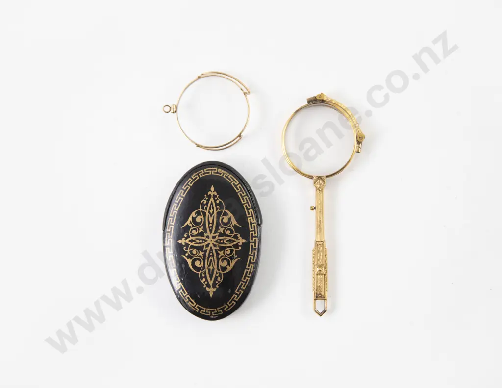 Victorian Monocle in Papier Mache Case Image 1++