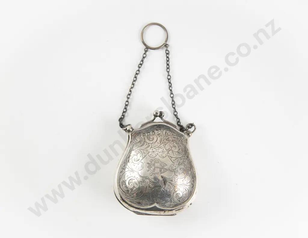 GeoV S/S Change Purse with Chatelaine Chain Ring Image 1++