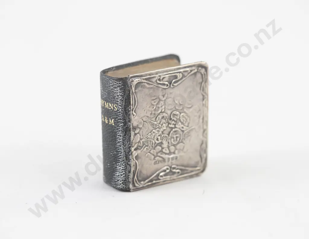 EdwVII S/S Angel Pattern Embossed Covered Miniature Hymns Book Image 1++