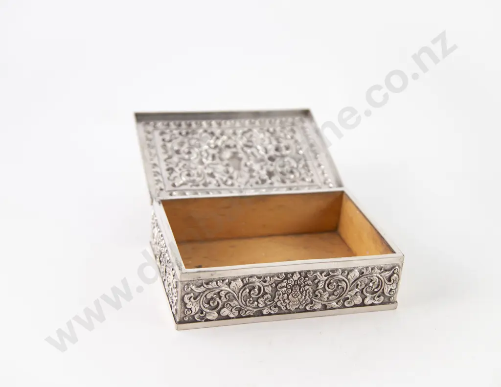 Eastern .800 Silver Cigarette Box Image 1++