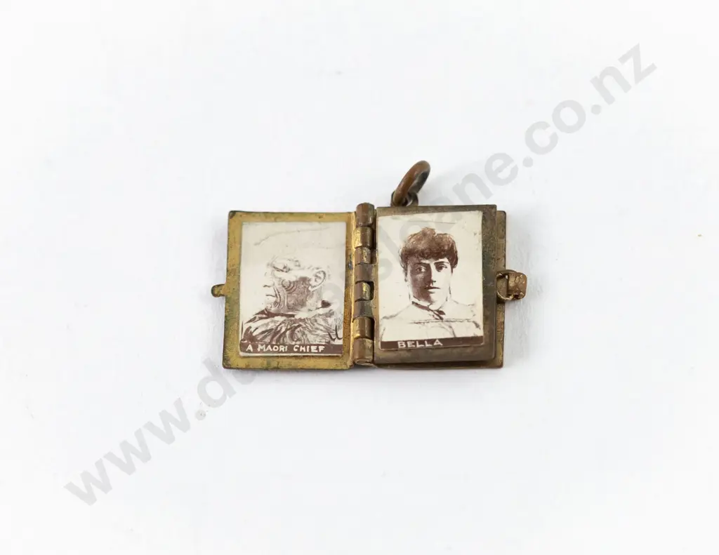 Early C20th NZ Souvenir 'Maoriland' Miniature Book Charm Image 1++