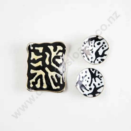.925 Silver Norway Black & Gold Enamel Brooch