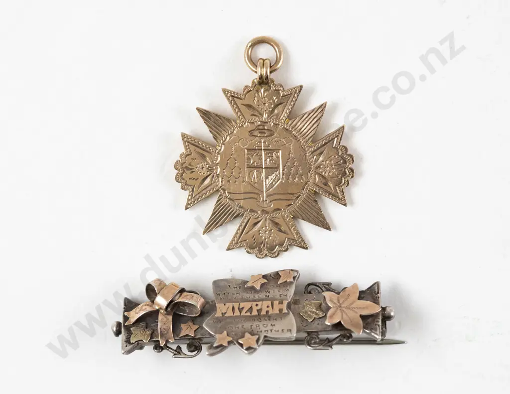 NZ 9ct Gold S.P.C Medal Image 1++