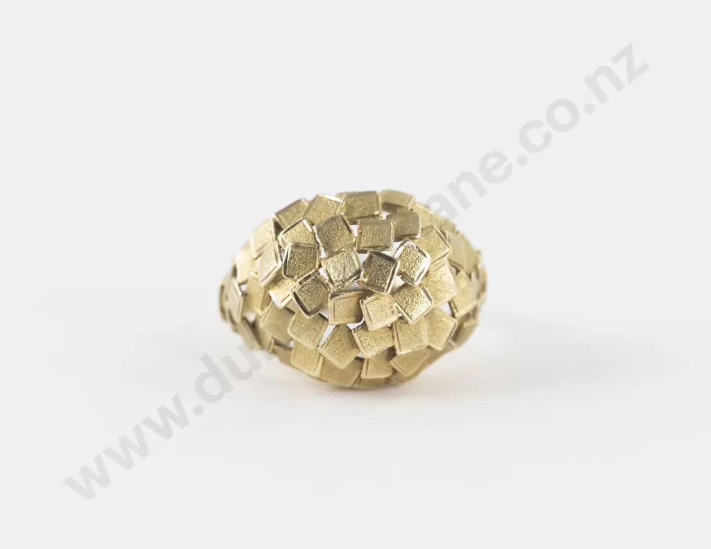 9ct Fancy Domed Band Ring Image 1++