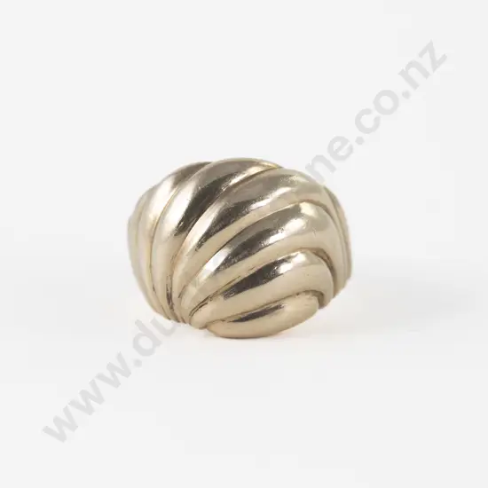 9ct Fancy Domed Band Ring