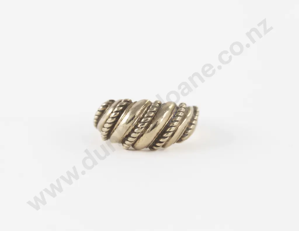 9ct Fancy Domed Band Ring Image 1++