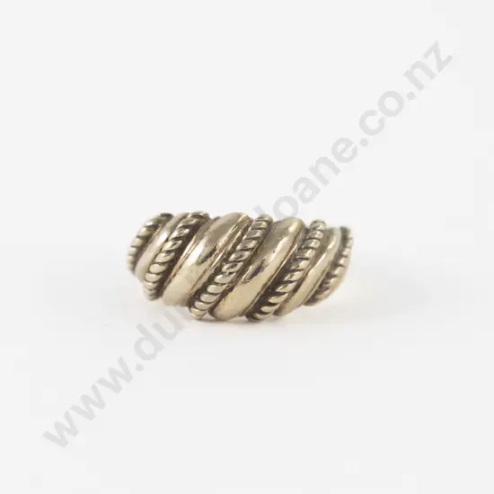 9ct Fancy Domed Band Ring