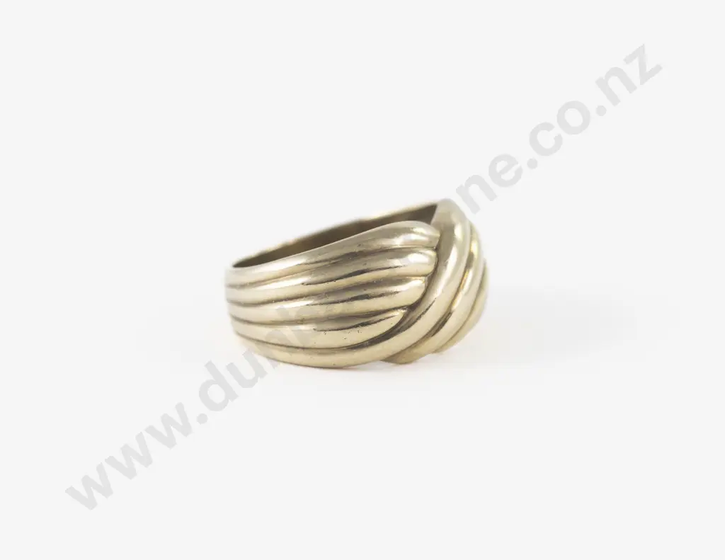 9ct Fancy Band Ring Image 1++