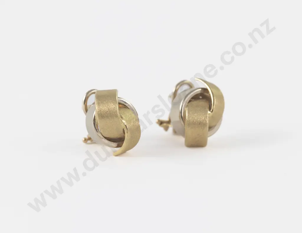 Pair 18ct Modern Stud Earrings Image 1++