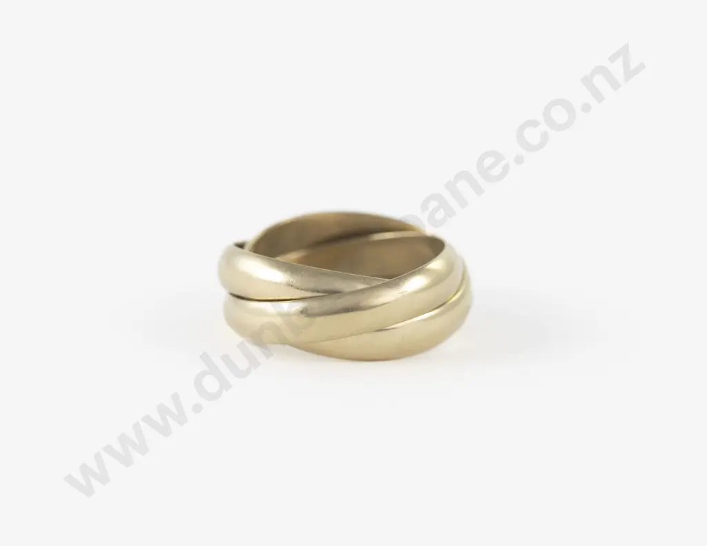18ct Three Band Interlocking Wedding Ring Image 1++