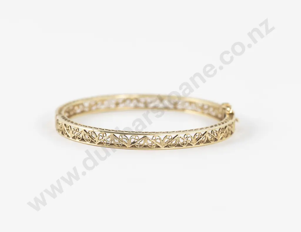 14ct Fancy Hinged Snap Bangle Image 1++