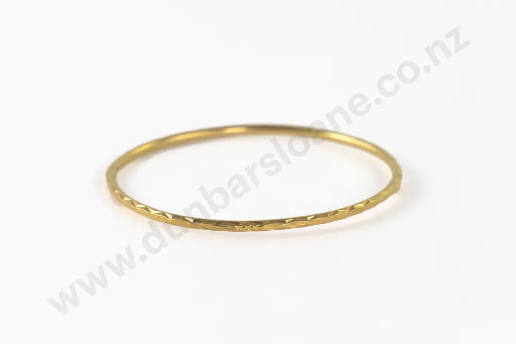 14ct Fancy Hinged Snap Bangle Image 1++