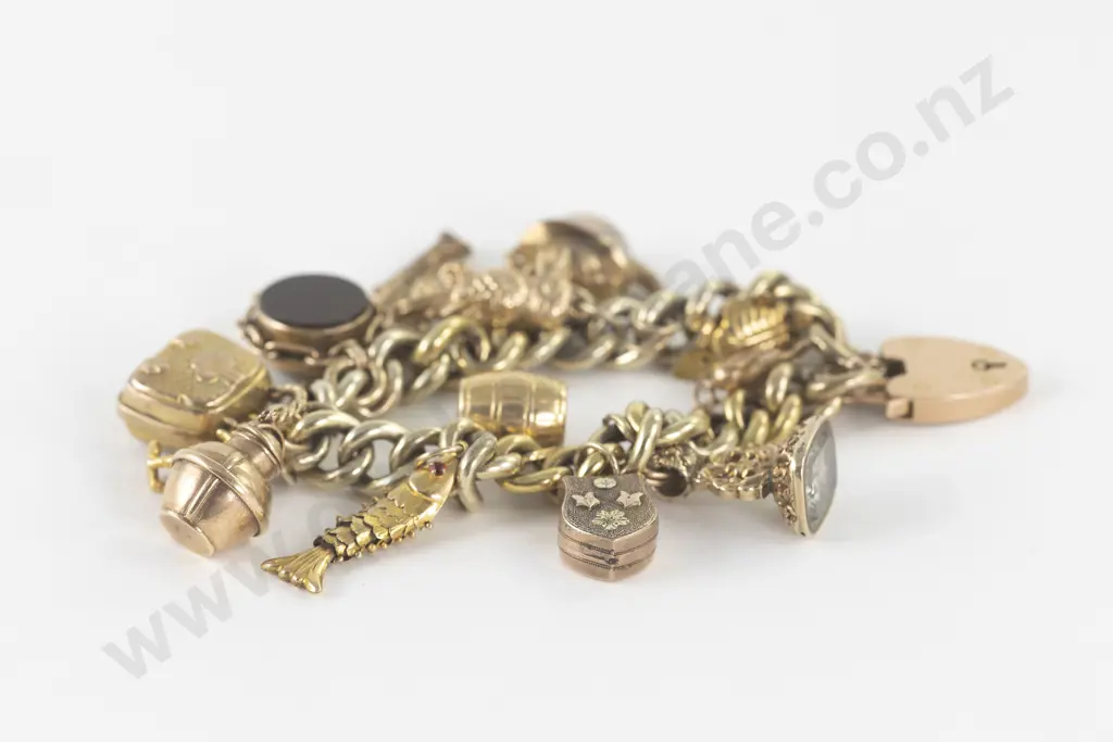 15ct Curb Link Charm Bracelet Image 1++