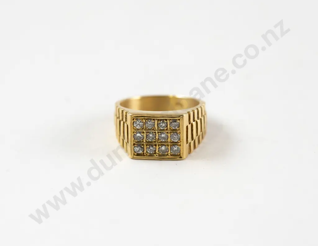18ct Twelve Stone Diamond Gents Dress Ring Image 1++