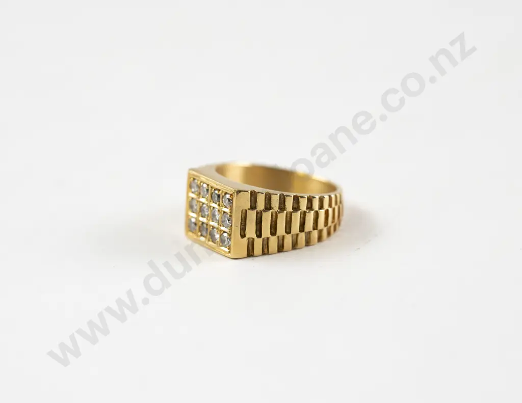 18ct Twelve Stone Diamond Gents Dress Ring Image 1++