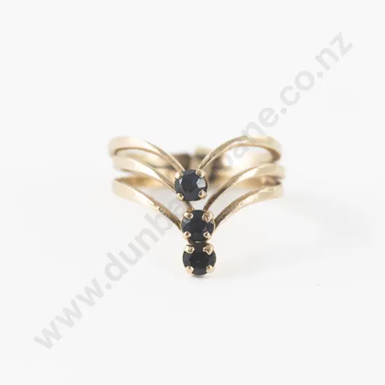 14ct Triple Band Three Stone Sapphire Ring