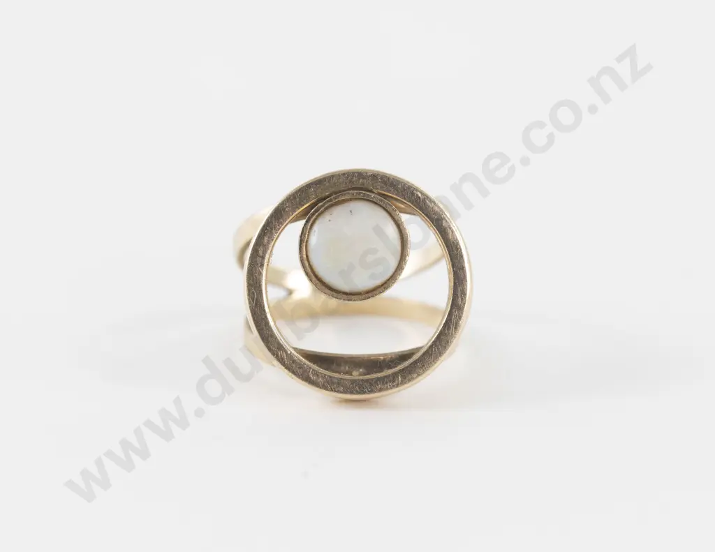 9ct Single Opal Dress Ring Image 1++