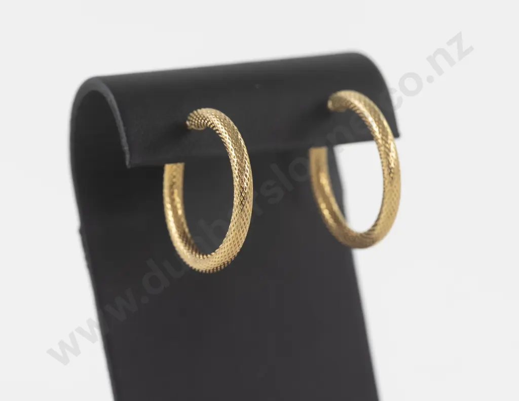 Pair 18ct Textured Hoop Earrings Image 1++