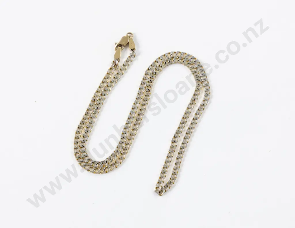 9ct Modern Flat Curb Link Neck Chain Image 1++