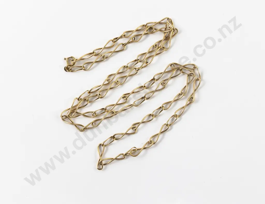 18ct Fancy Curb Link Neck Chain Image 1++