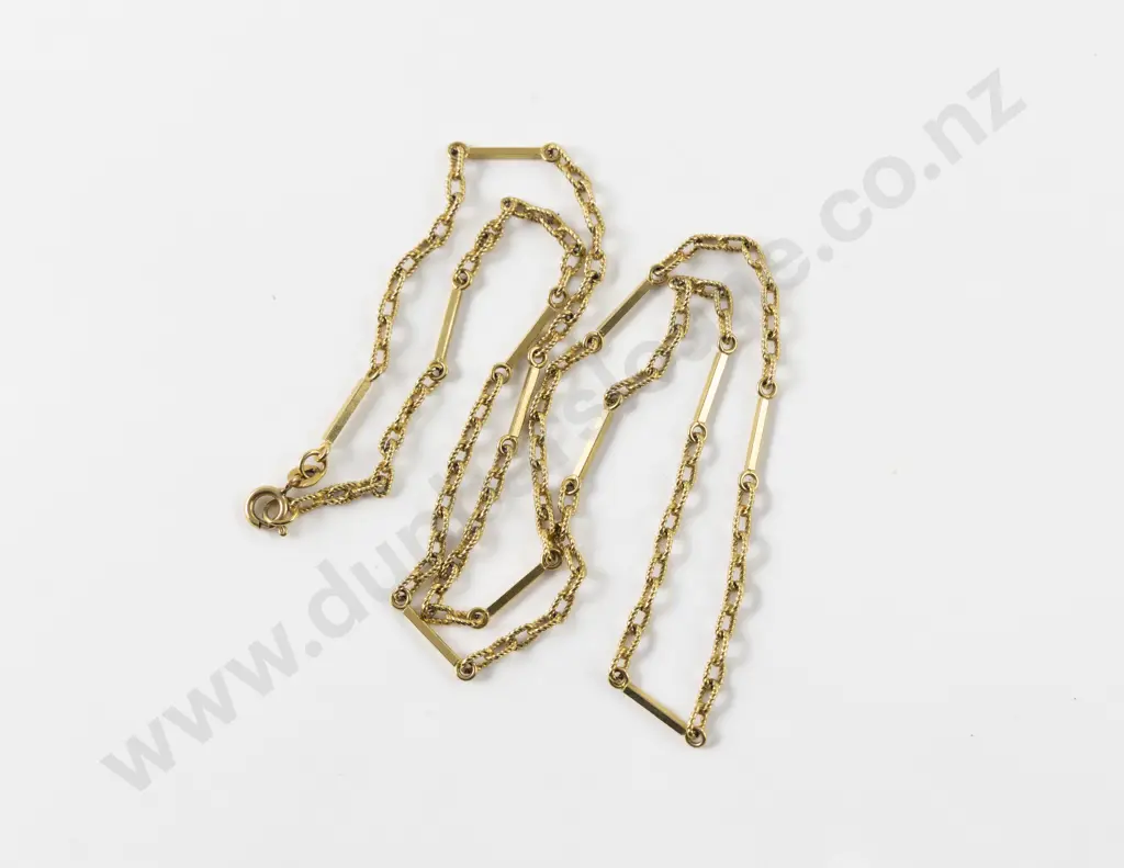 14ct Rail and Fancy Trace Link Neck Chain Image 1++