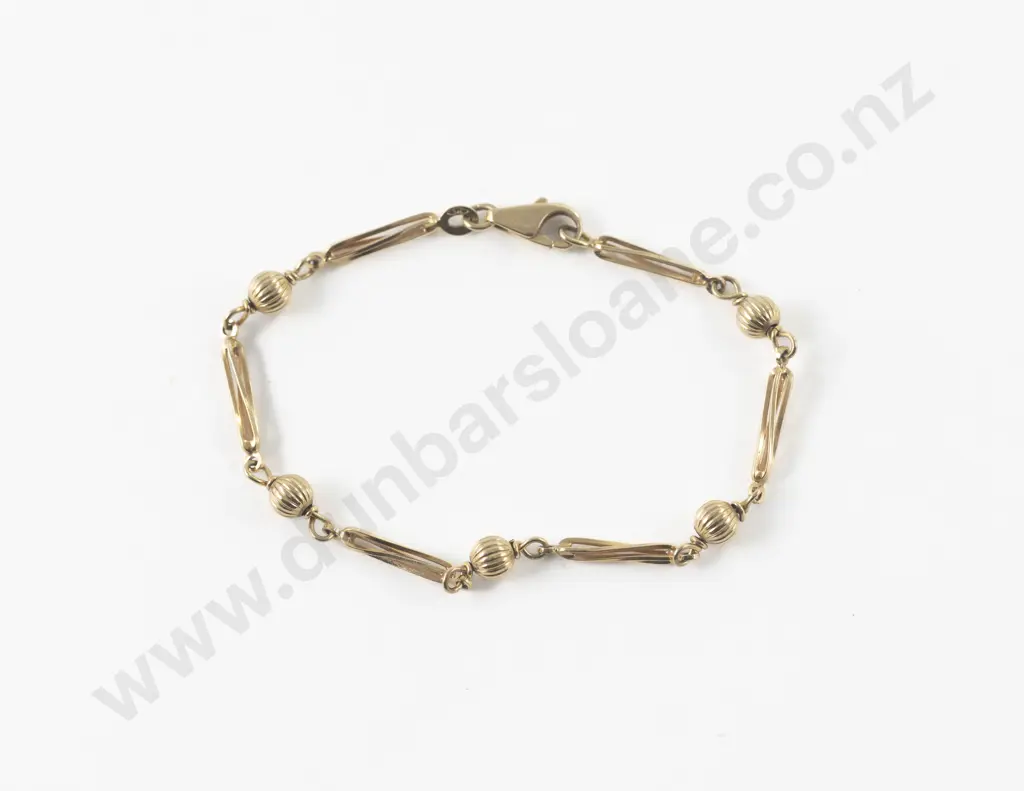 9ct Fancy Rail and Bead Link Bracelet Image 1++