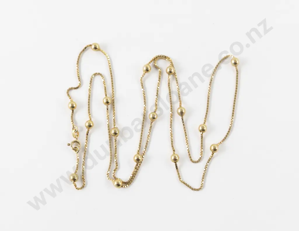18ct Fine Box and Bead Link Neck Chain Image 1++