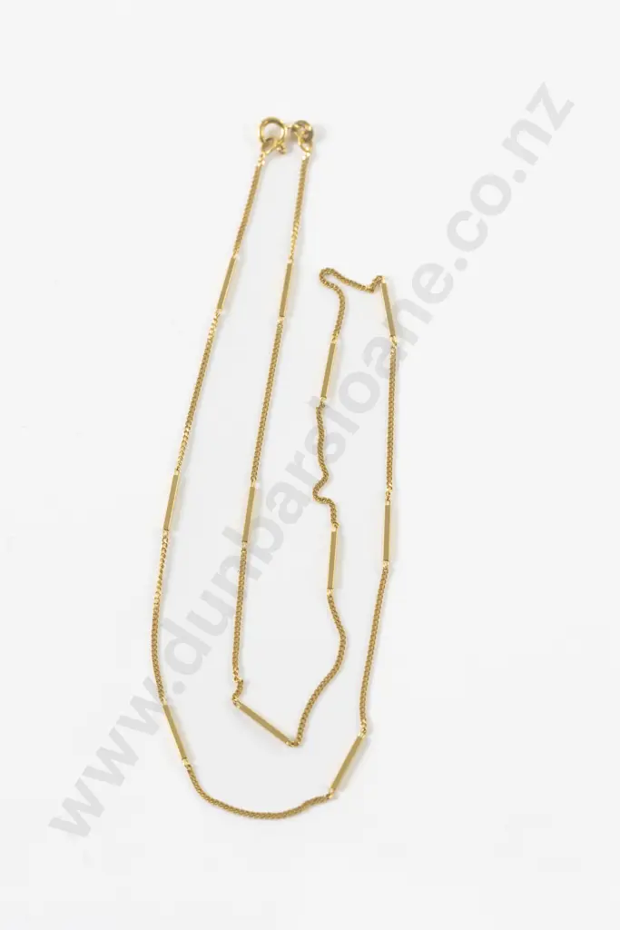 18ct Rail and Fine Curb Link Neck Chain Image 1++