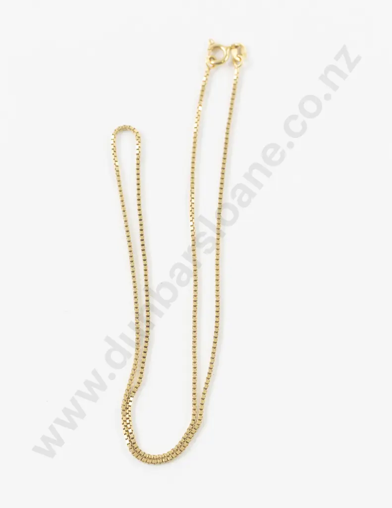 18ct Fine Box Link Neck Chain Image 1++
