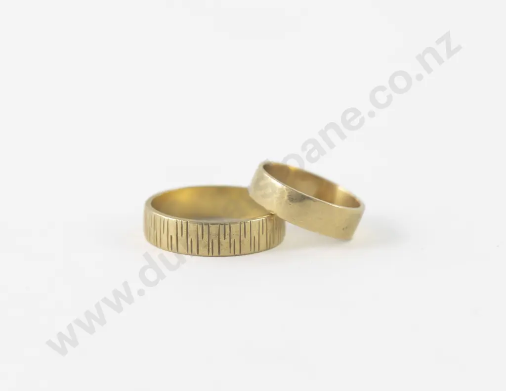Two 9ct Plain Wedding Bands Image 1++
